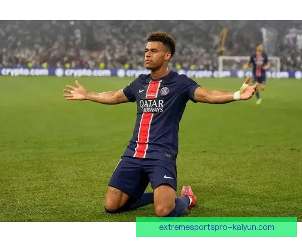 Foden 创个人进球新纪录，状态持续提升引发媒体关注技表现